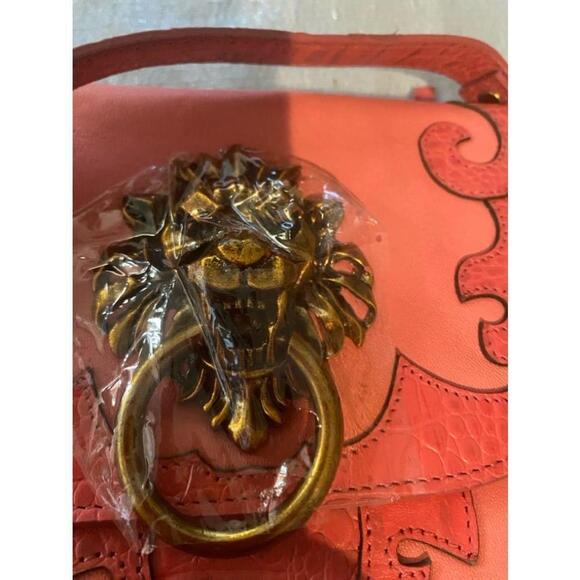 Women's Sharif Pink Leather Crossbody Bag - Picture 2 of 11